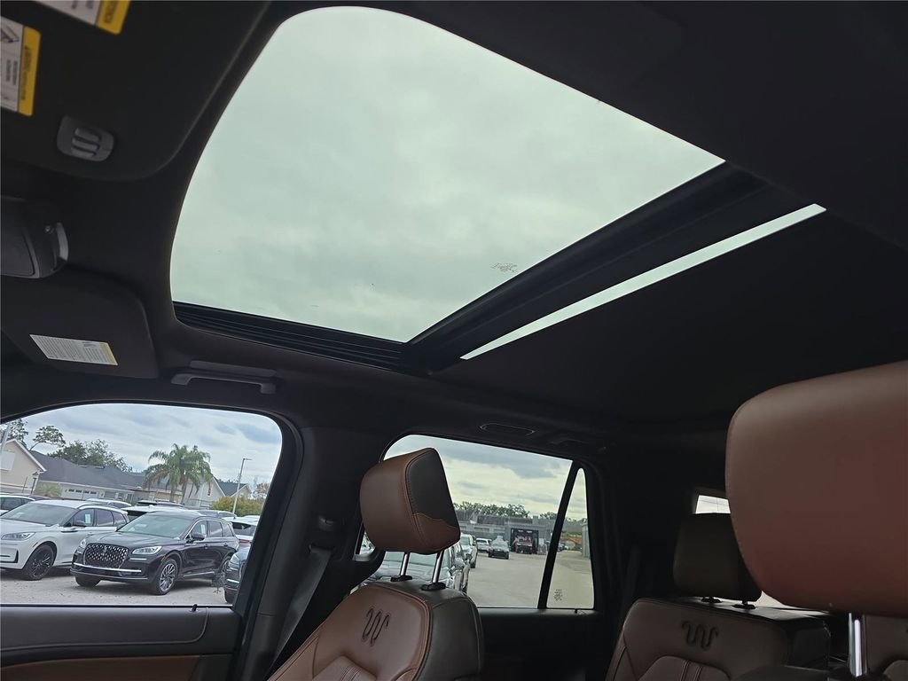 Used 2022 Ford Expedition King Ranch image 24