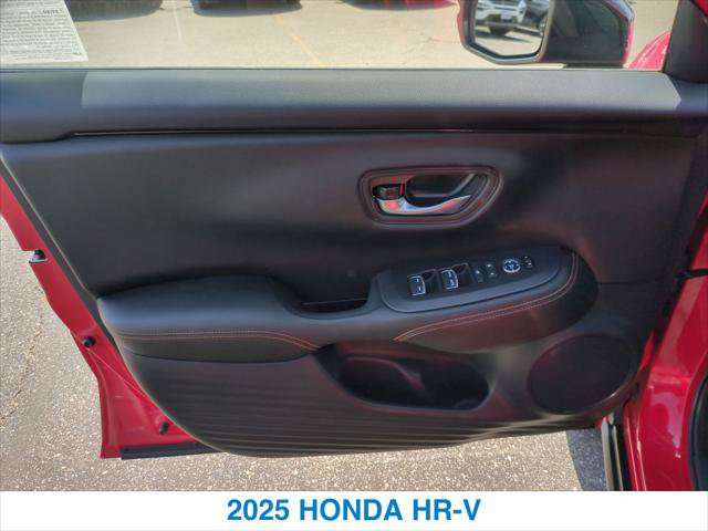 Used 2025 Honda HR-V Sport image 12
