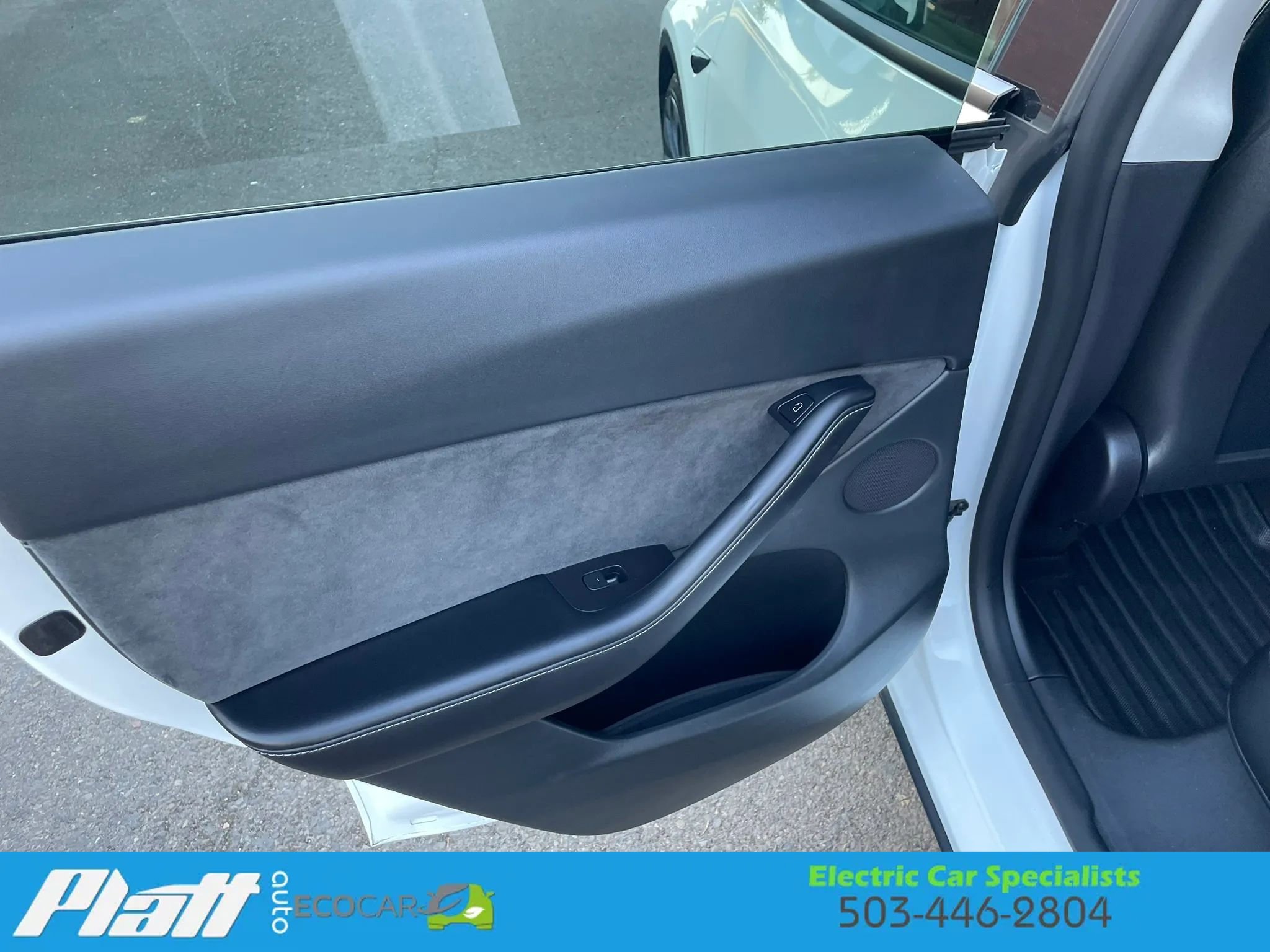 Used 2022 Tesla Model Y Performance AWD/4WD image 35