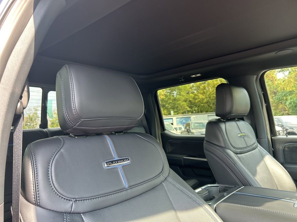 New 2026 Ford F350 Platinum w/ Tremor Off-Road Package image 34