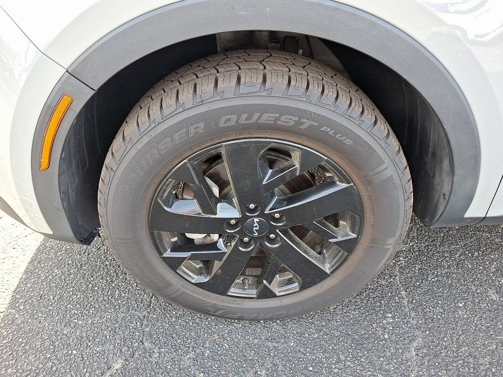 Used 2022 Kia Sorento S AWD/4WD image 8