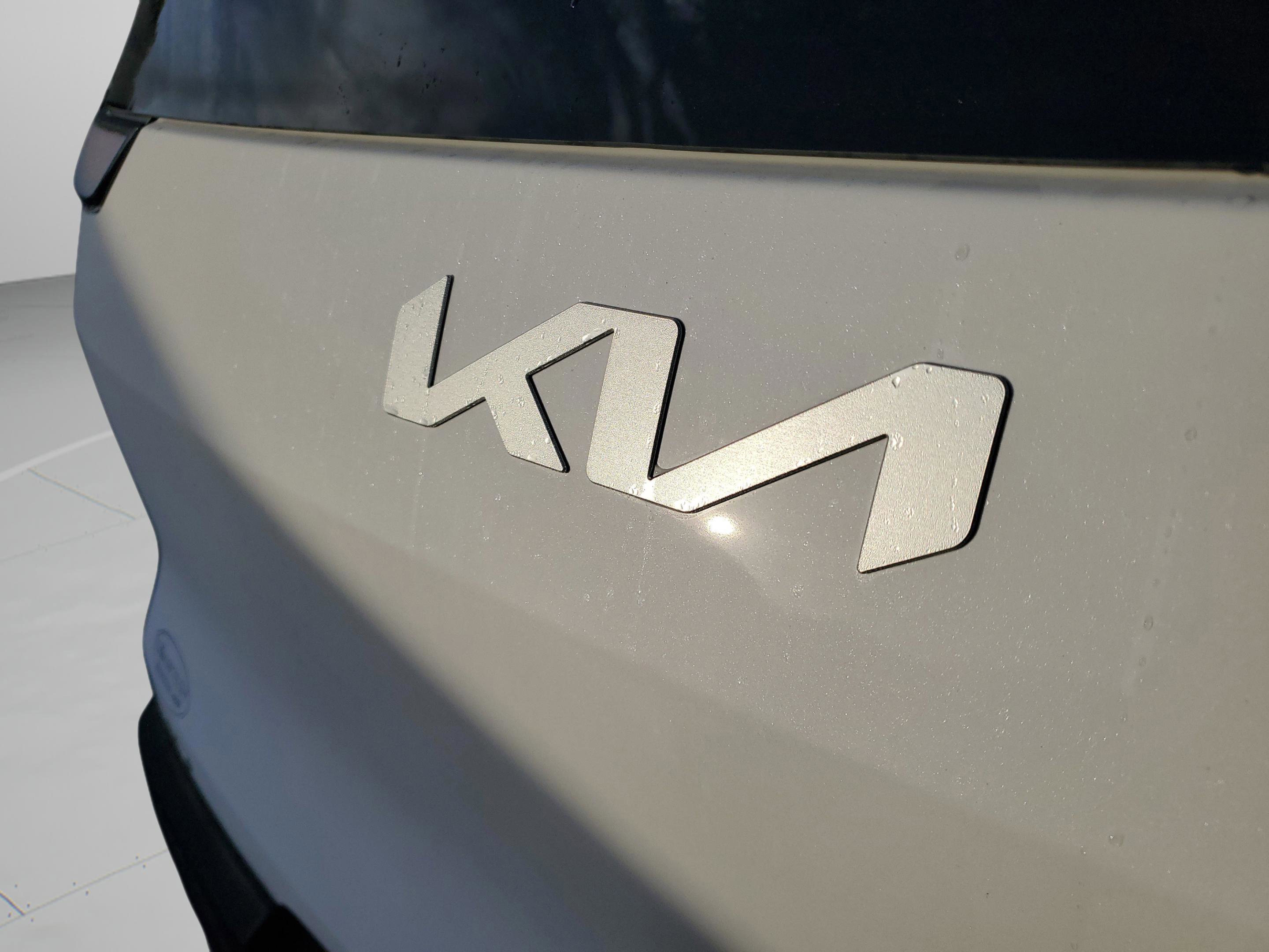 New 2026 Kia EV9 Wind AWD/4WD image 25