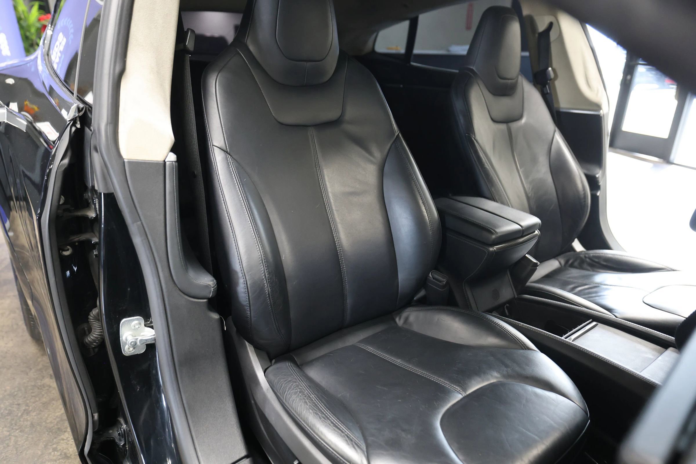 Used 2014 Tesla Model S P85 image 40