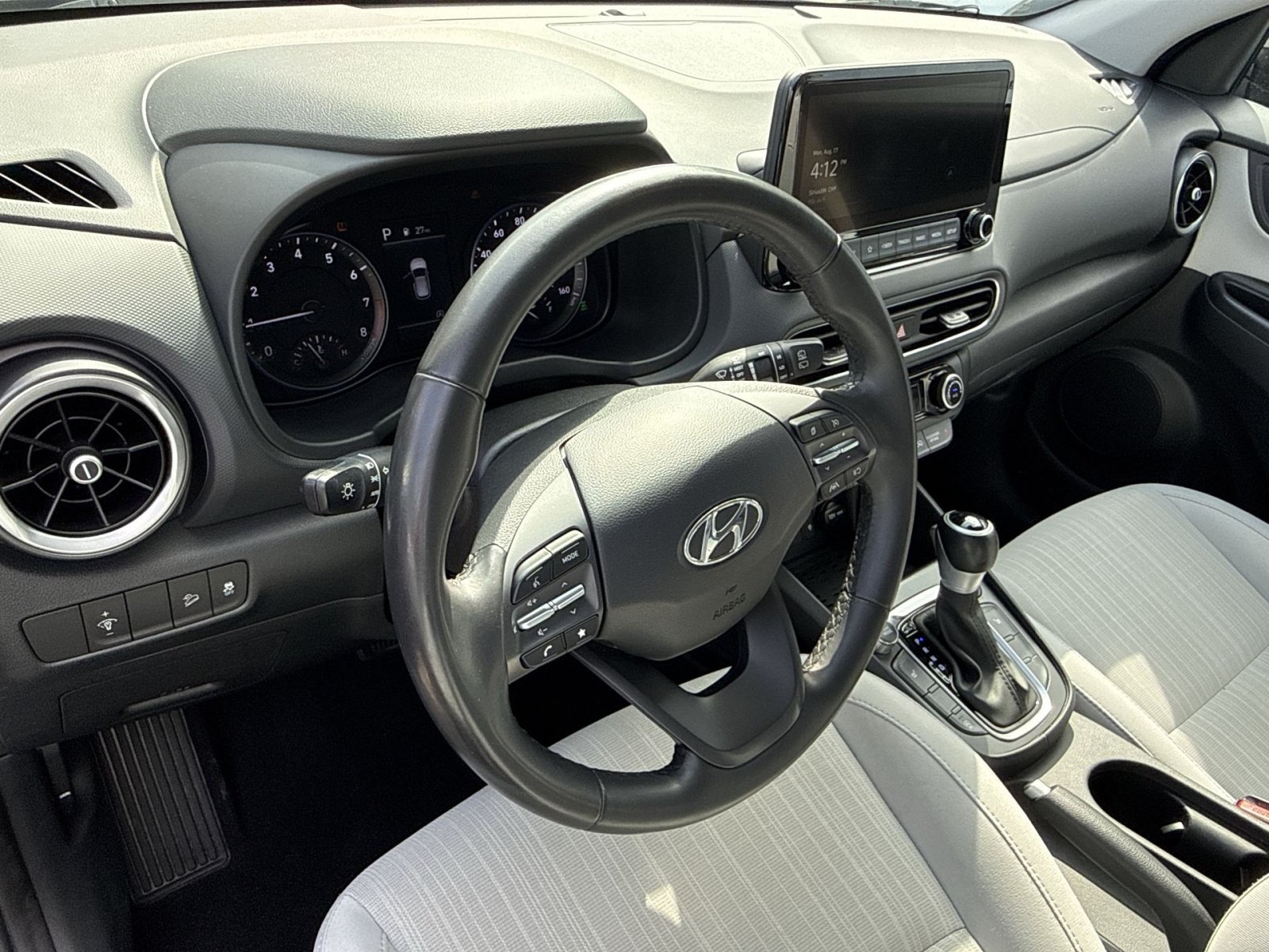 Certified 2023 Hyundai Kona SEL w/ Convenience Package AWD/4WD image 16