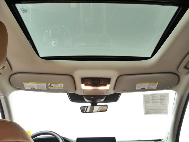 Used 2026 Nissan Pathfinder Platinum w/ Cargo Package FWD image 28