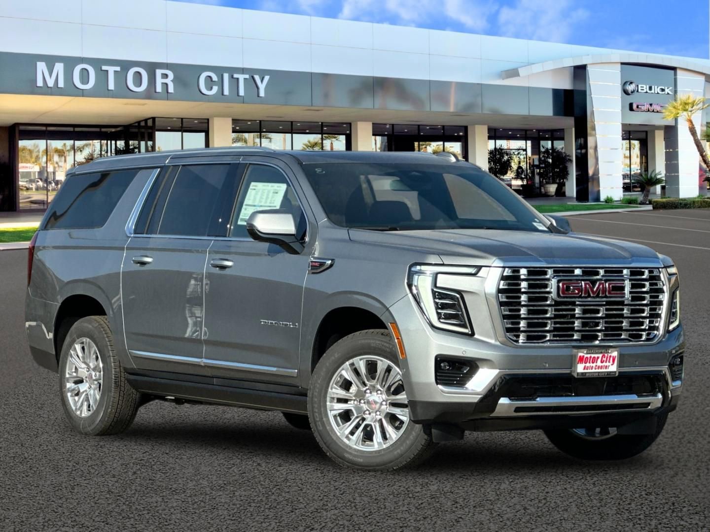 New 2026 GMC Yukon XL Denali w/ Sun & Power Step Package AWD/4WD image 2