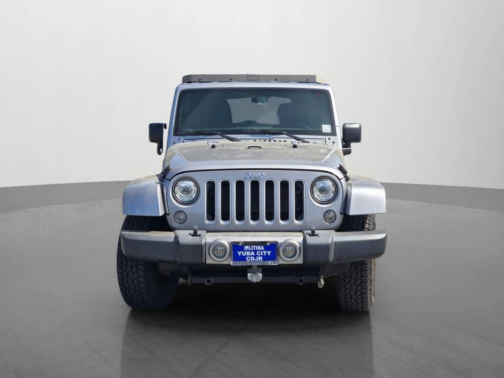Used 2018 Jeep Wrangler Unlimited Sahara w/ Connectivity Group AWD/4WD image 2
