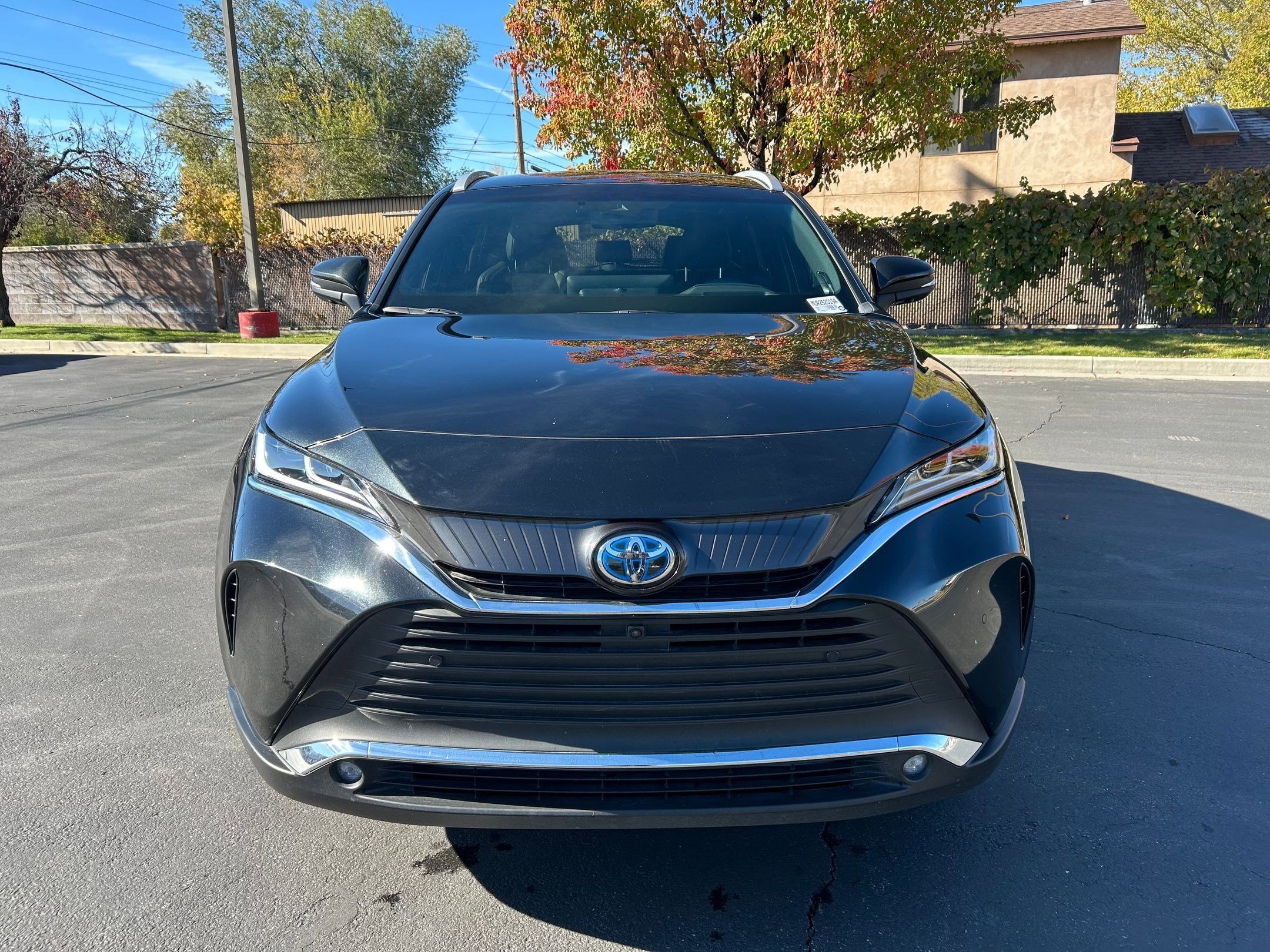 Used 2024 Toyota Venza Limited image 8