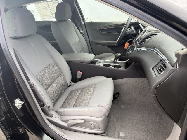 Used 2017 Chevrolet Impala LS FWD image 24