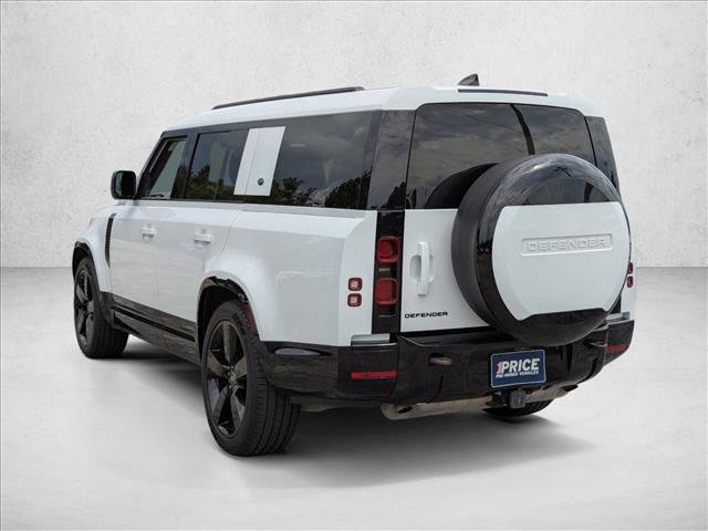 Used 2024 Land Rover Defender 130 X-Dynamic SE image 8