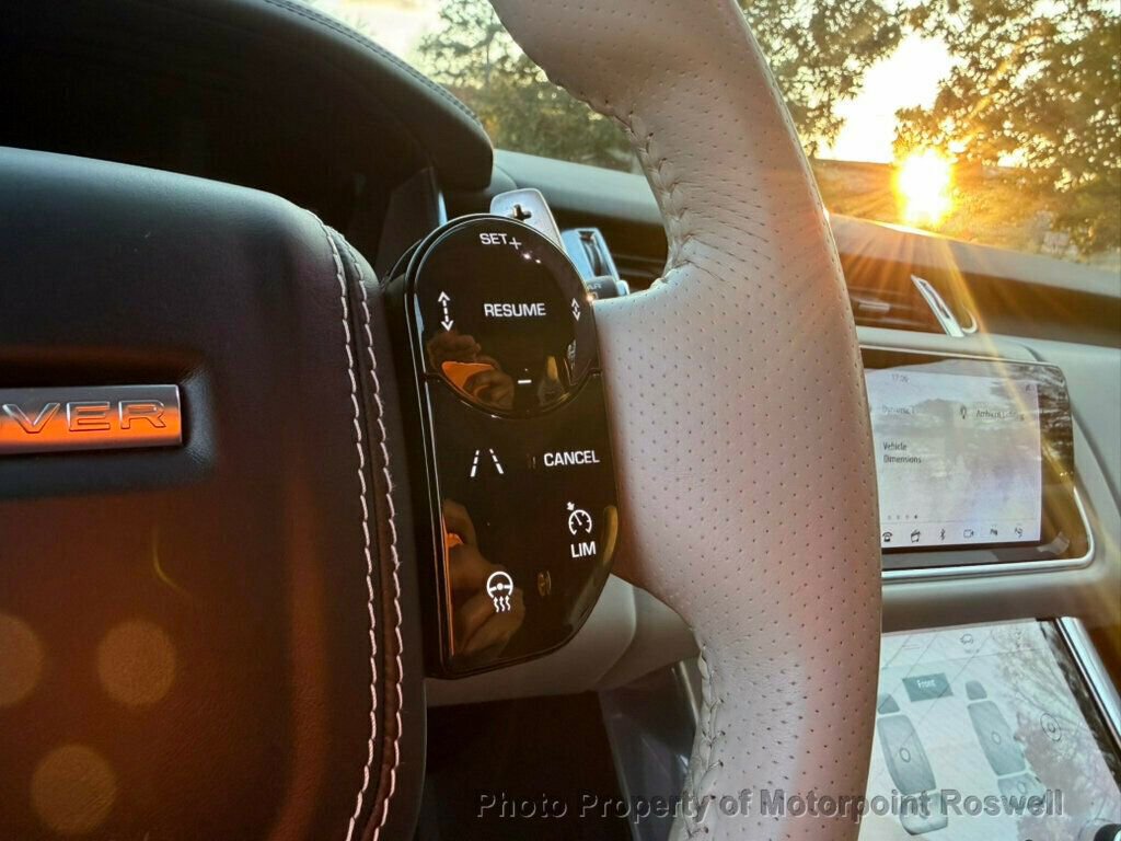 Used 2020 Land Rover Range Rover Sport SVR image 24