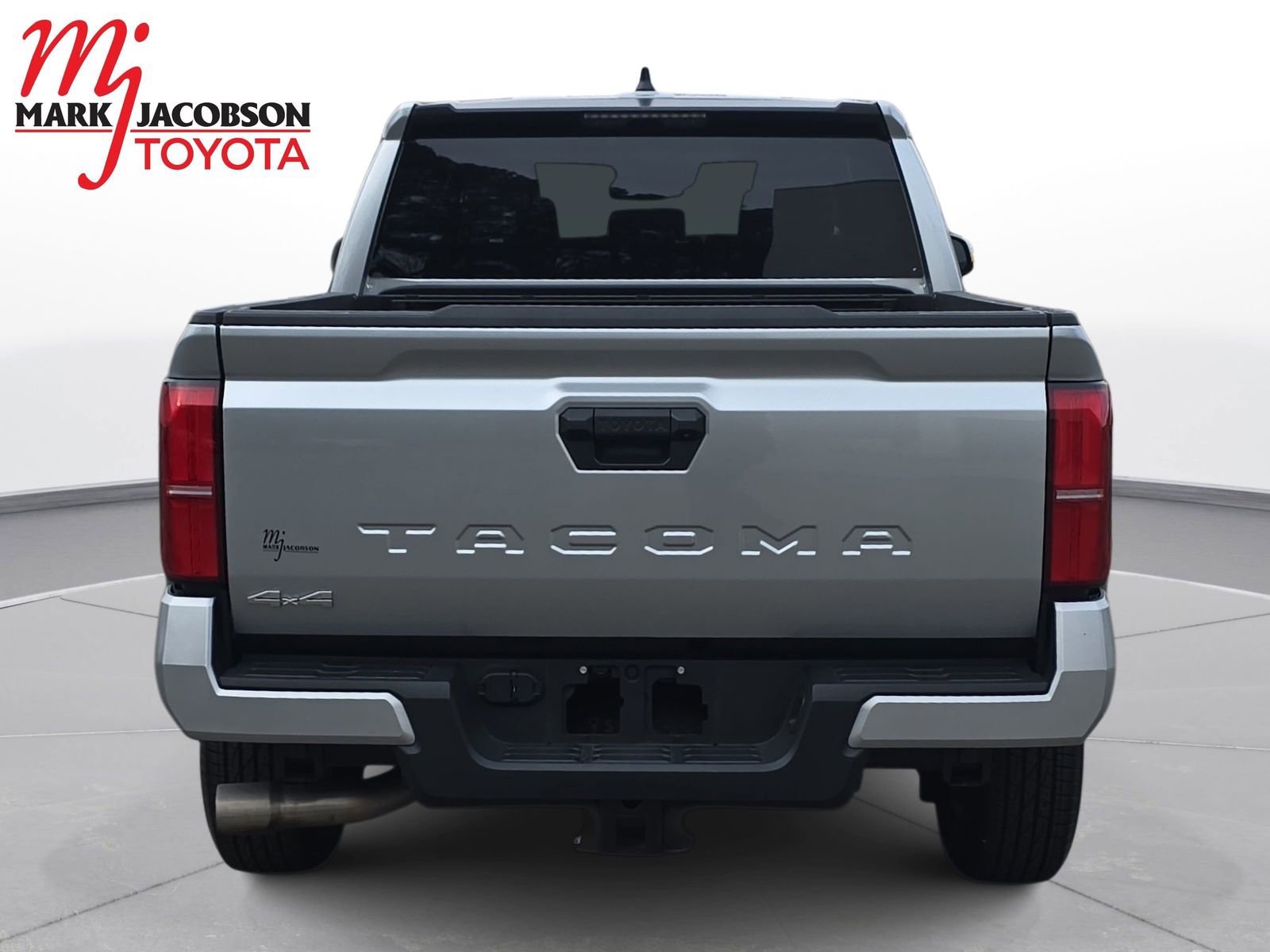 Used 2024 Toyota Tacoma SR5 image 12