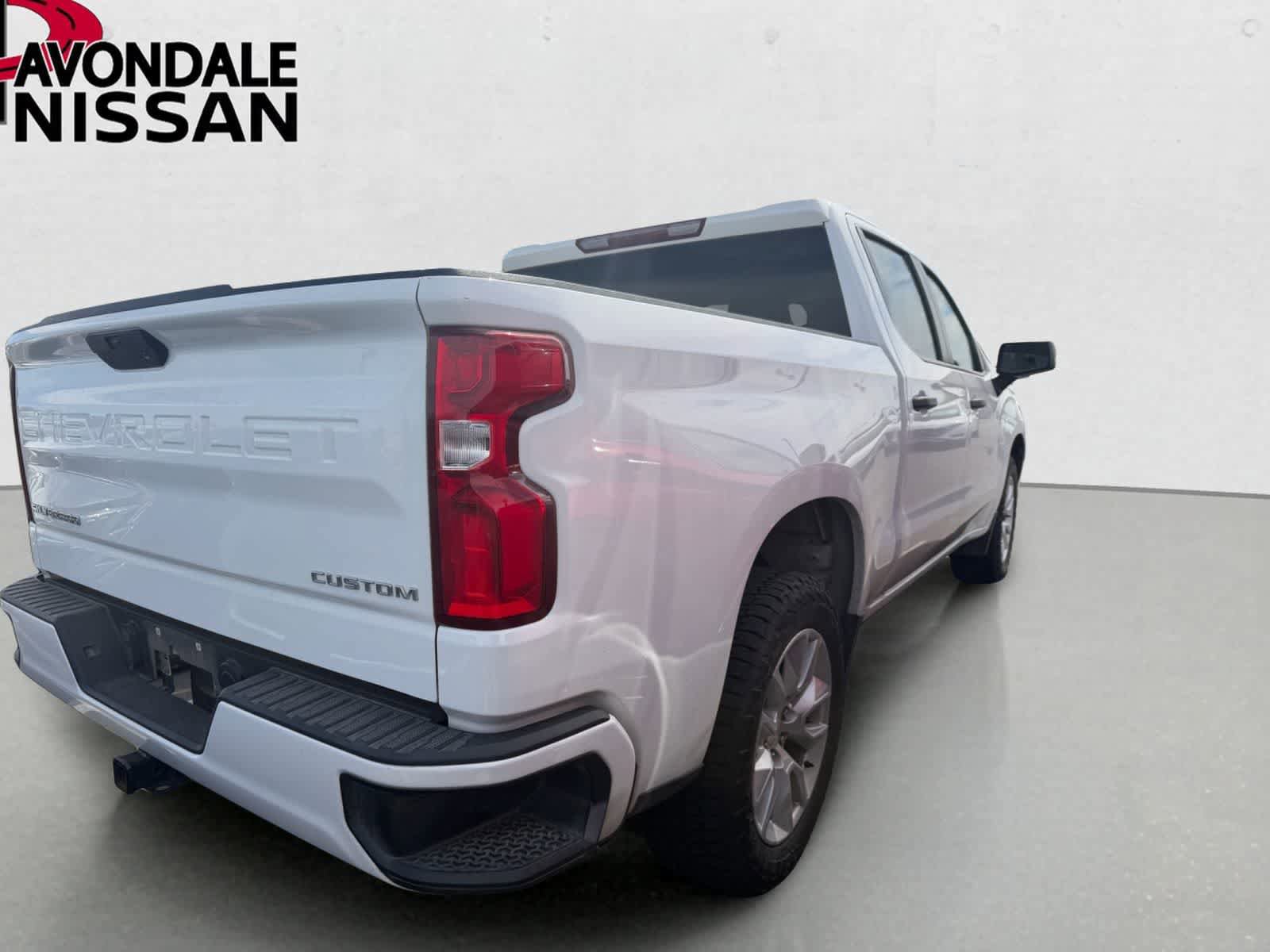 Used 2022 Chevrolet Silverado 1500 Custom w/ Safety Confidence Package RWD image 4