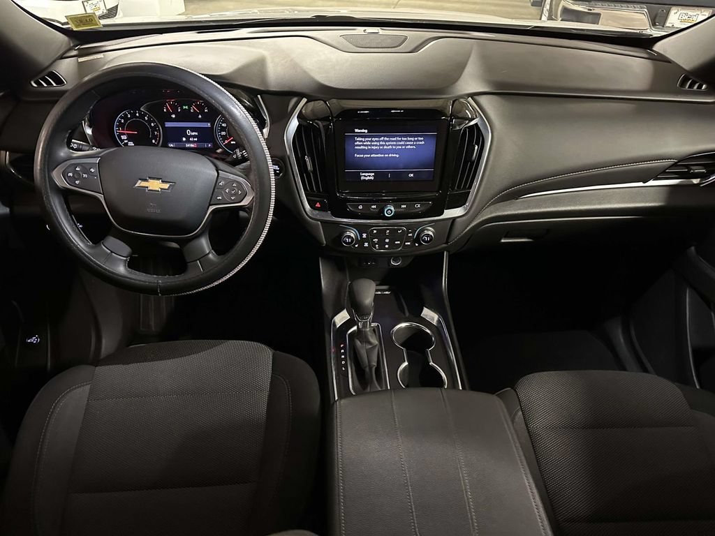 Used 2023 Chevrolet Traverse LT AWD/4WD image 18