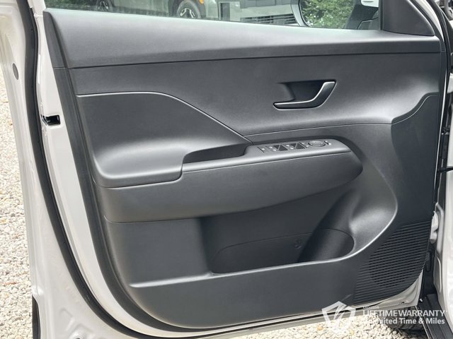 New 2026 Hyundai Kona SE FWD image 11