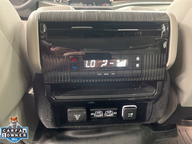 Used 2022 Jeep Wagoneer Series II AWD/4WD image 26
