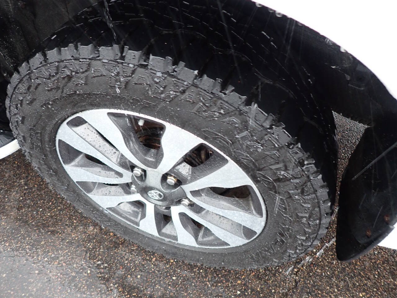 Used 2018 Toyota Sequoia Limited w/ Safety & Convenience Package AWD/4WD image 14