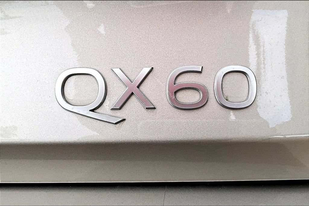 Used 2026 INFINITI QX60 Luxe w/ Cargo Package FWD image 8