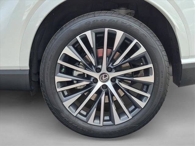 Certified 2024 Lexus RX 350 Premium Plus w/ Cold Area Package FWD image 22