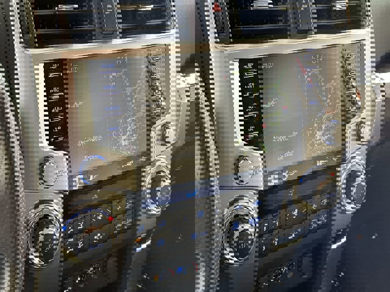 Used 2023 Toyota 4Runner Limited image 17