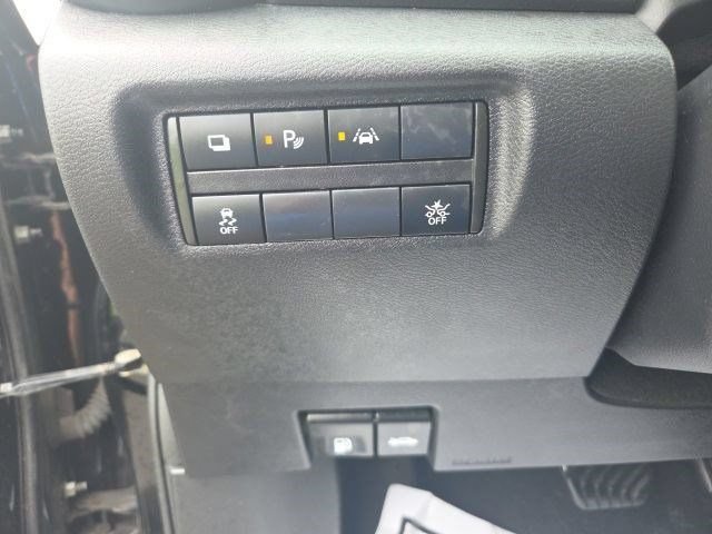 Used 2024 Nissan Versa S w/ Trunk Package FWD image 17