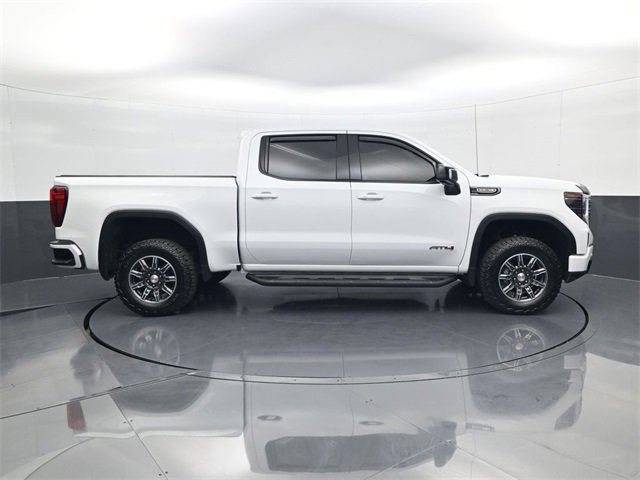 Used 2024 GMC Sierra 1500 AT4 w/ Technology Package image 4