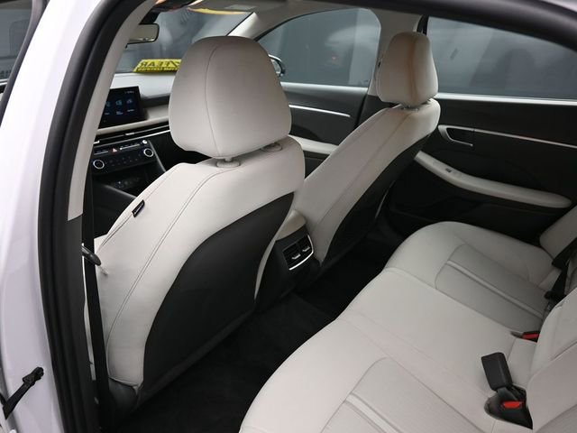 Used 2025 Hyundai Sonata SEL FWD image 39