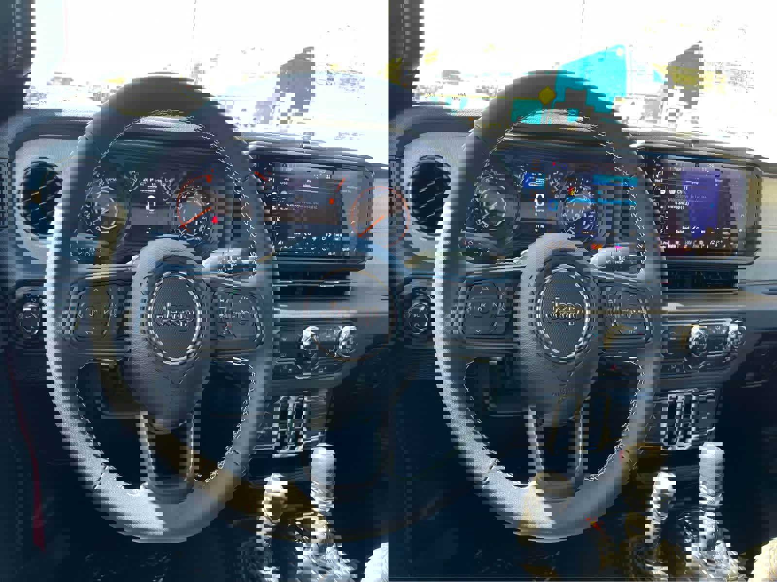 New 2025 Jeep Gladiator Sport image 15