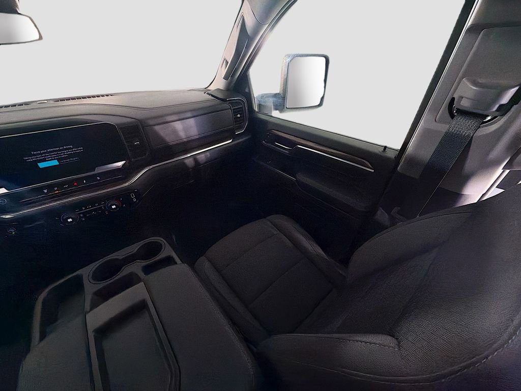 Used 2024 Chevrolet Silverado 2500 LT image 33