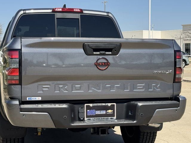 Used 2022 Nissan Frontier Pro-X RWD image 8