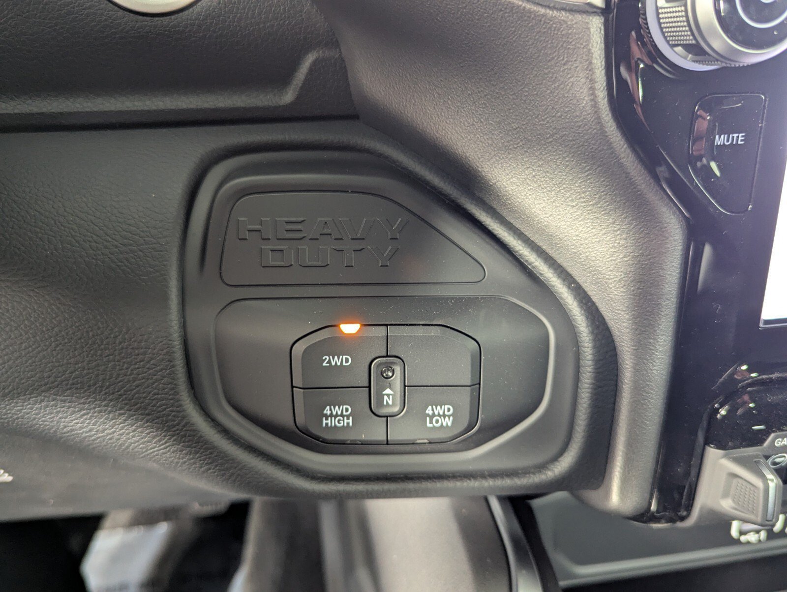 New 2026 RAM 2500 Big Horn AWD/4WD image 26