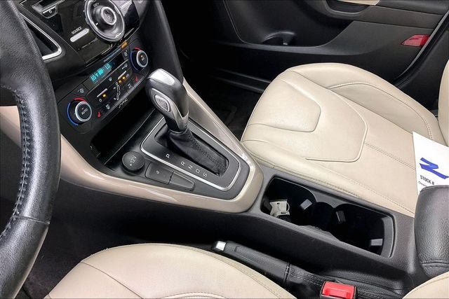 Used 2018 Ford Focus Titanium FWD image 16