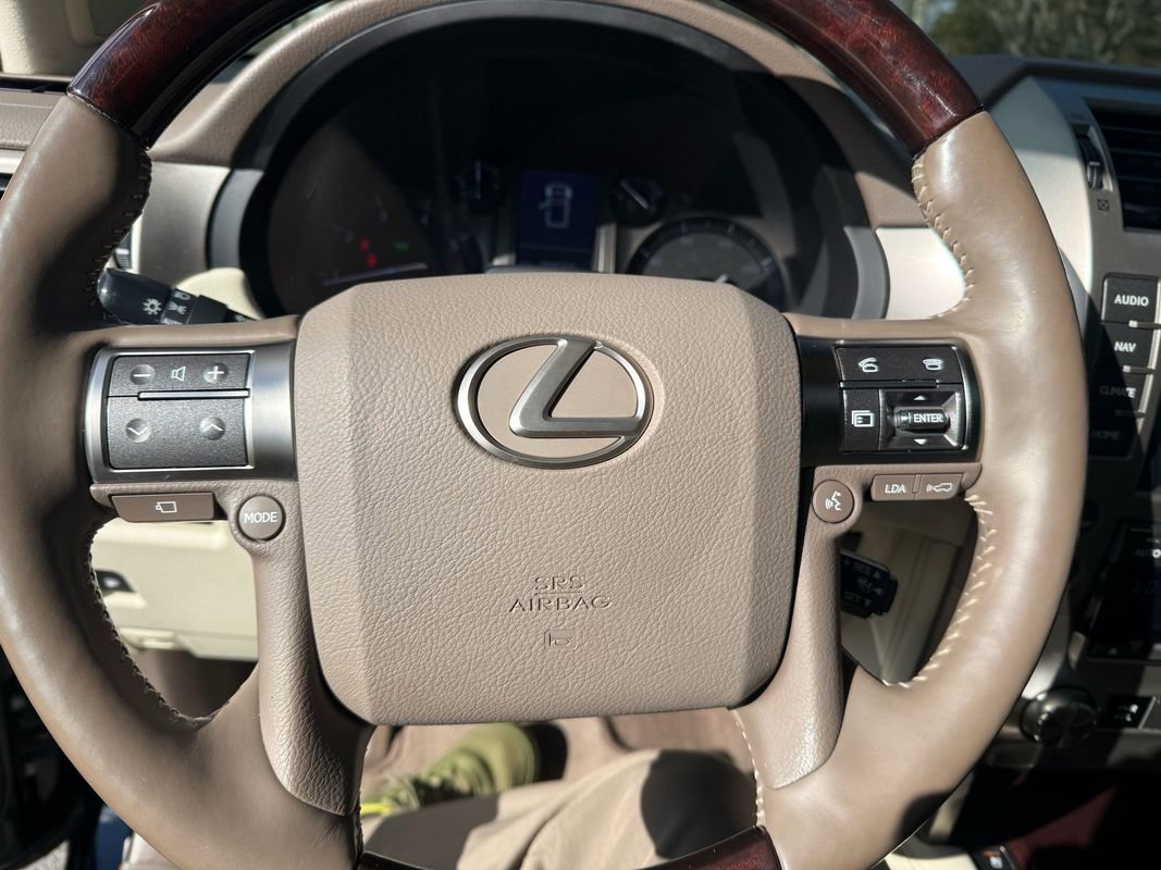 Used 2017 Lexus GX 460 Luxury image 20