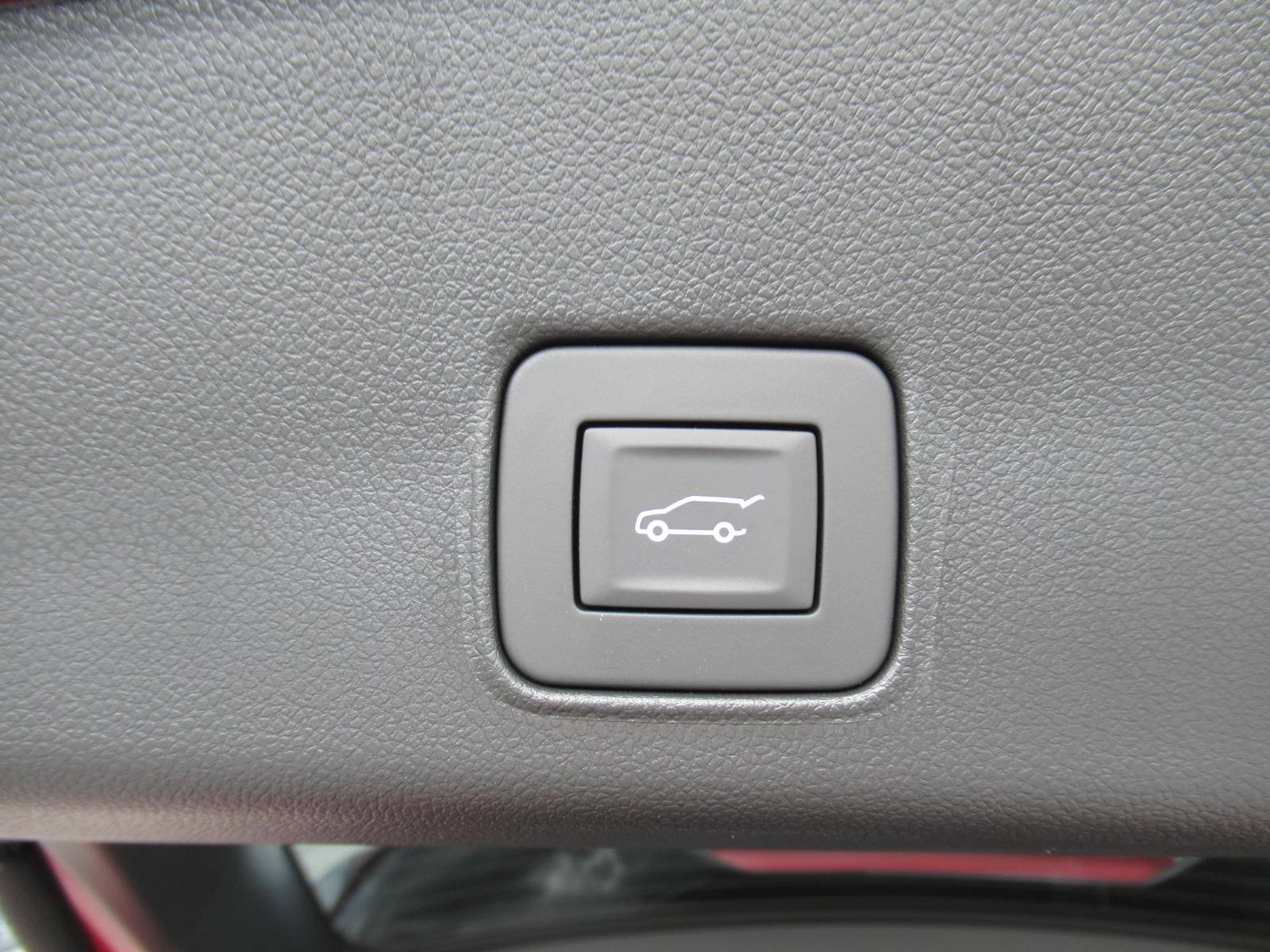 New 2026 Chevrolet TrailBlazer RS w/ Convenience Package AWD/4WD image 32