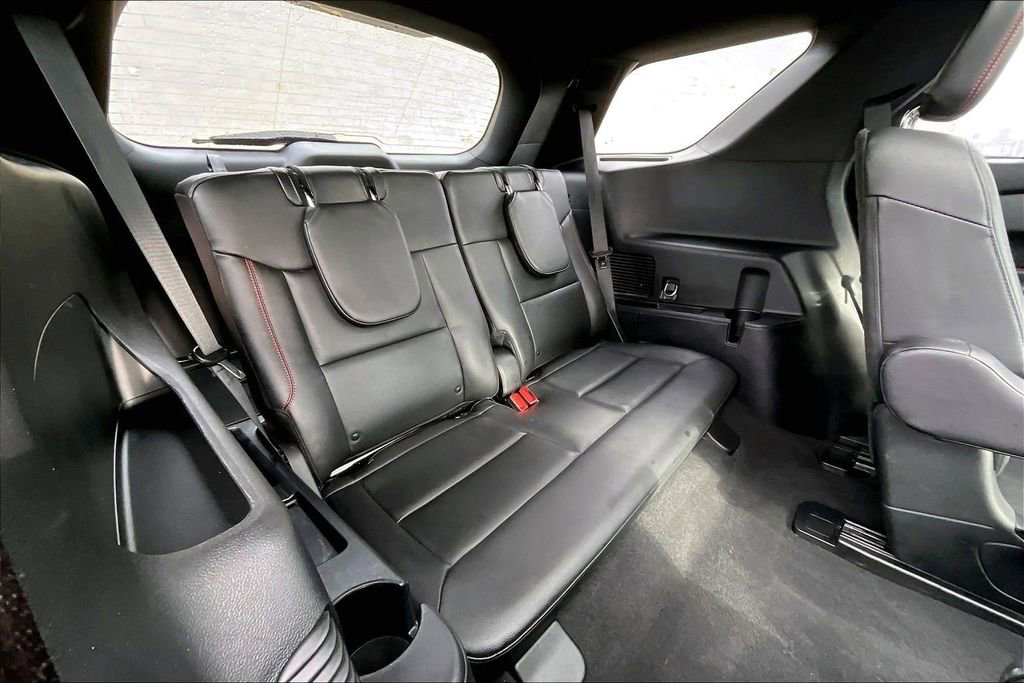 Used 2022 Ford Explorer ST-Line w/ Class IV Trailer Tow Package image 27