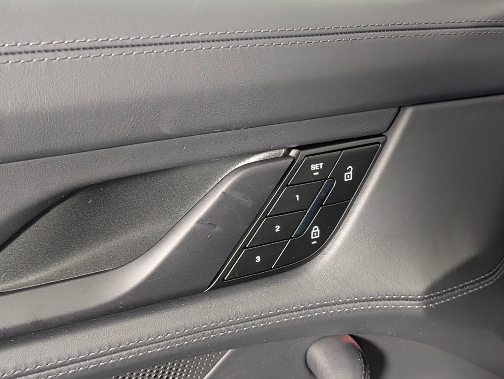 New 2026 Porsche Taycan AWD/4WD image 26