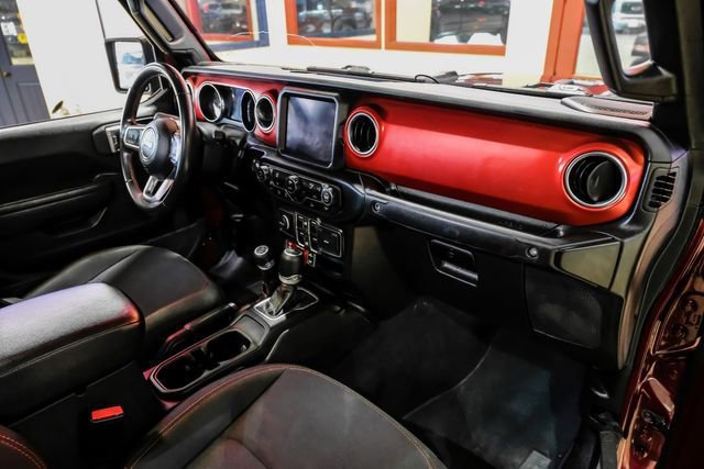 Used 2022 Jeep Gladiator Rubicon w/ Trailer Tow Package AWD/4WD image 12