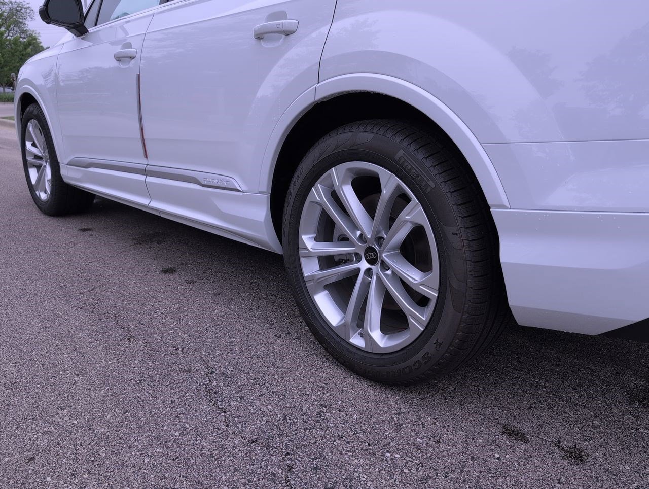 New 2025 Audi Q7 3.0T Prestige image 3