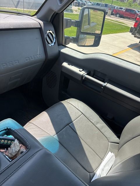 Used 2015 Ford F250 XLT w/ XLT Premium Package AWD/4WD image 15