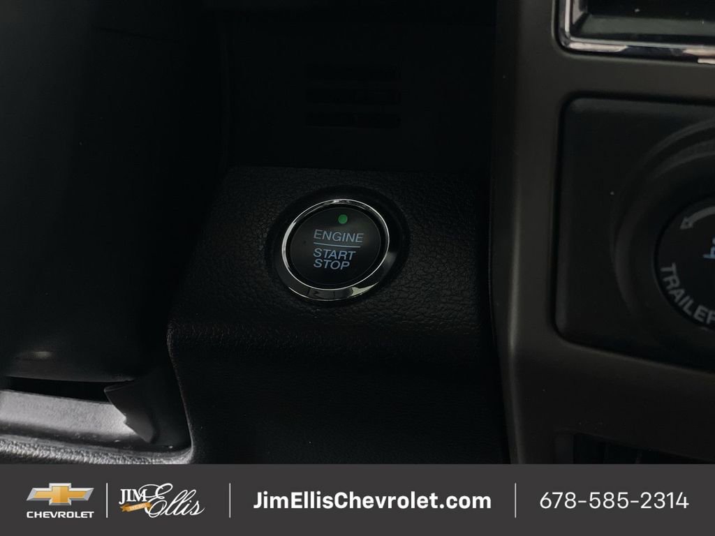 Used 2021 Ford Expedition XLT image 17