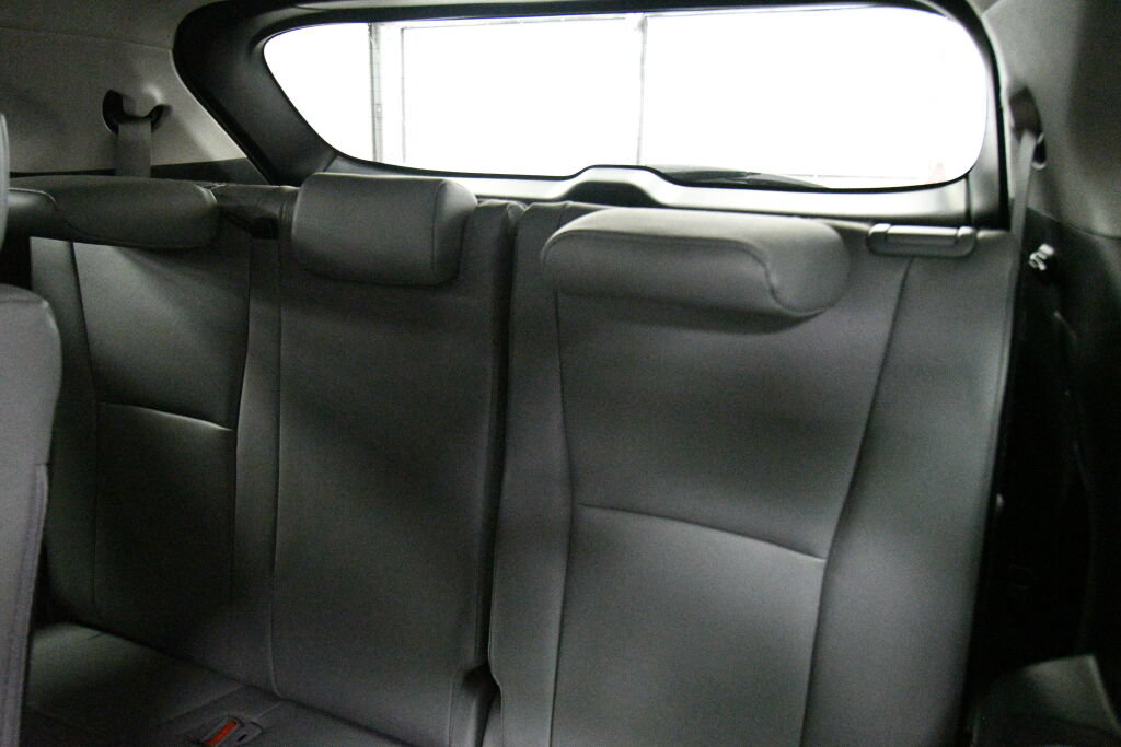 Used 2023 Toyota Highlander XLE AWD/4WD image 24