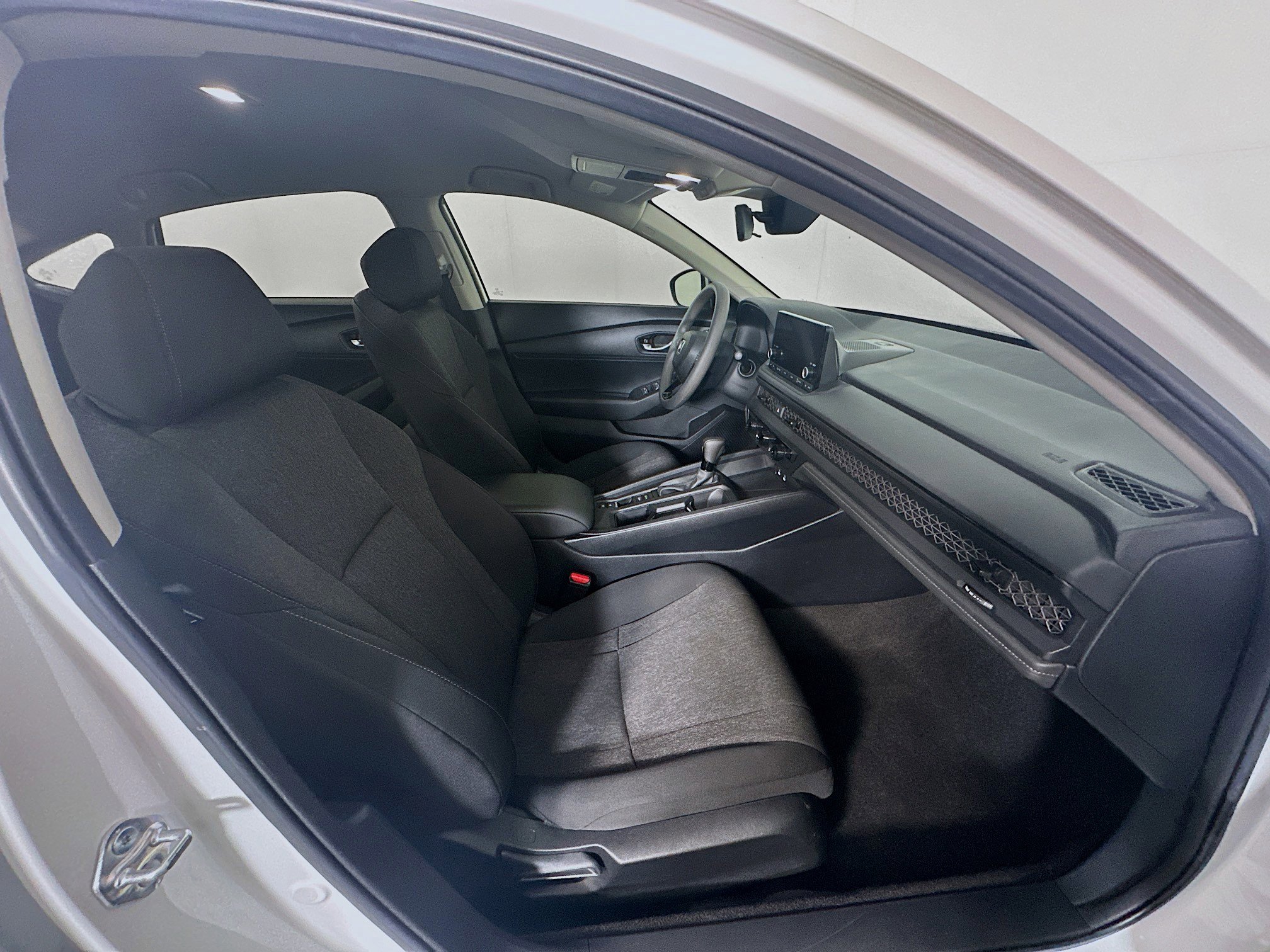Used 2025 Honda Accord LX image 31