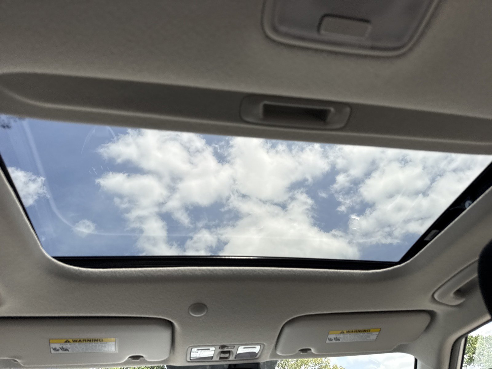 New 2026 Hyundai Venue SEL FWD image 15