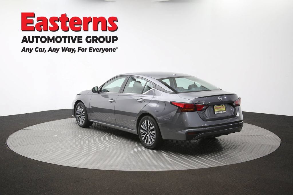 Used 2025 Nissan Altima 2.5 SV FWD image 64