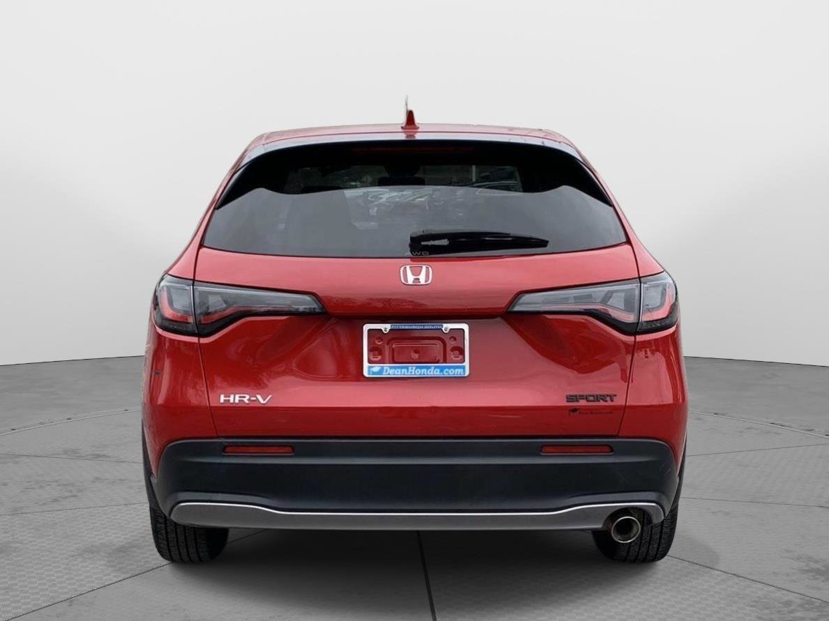 Used 2023 Honda HR-V Sport image 4