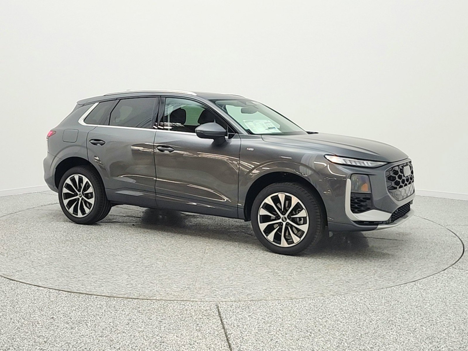 New 2026 Audi Q3 quattro 2.0T image 3