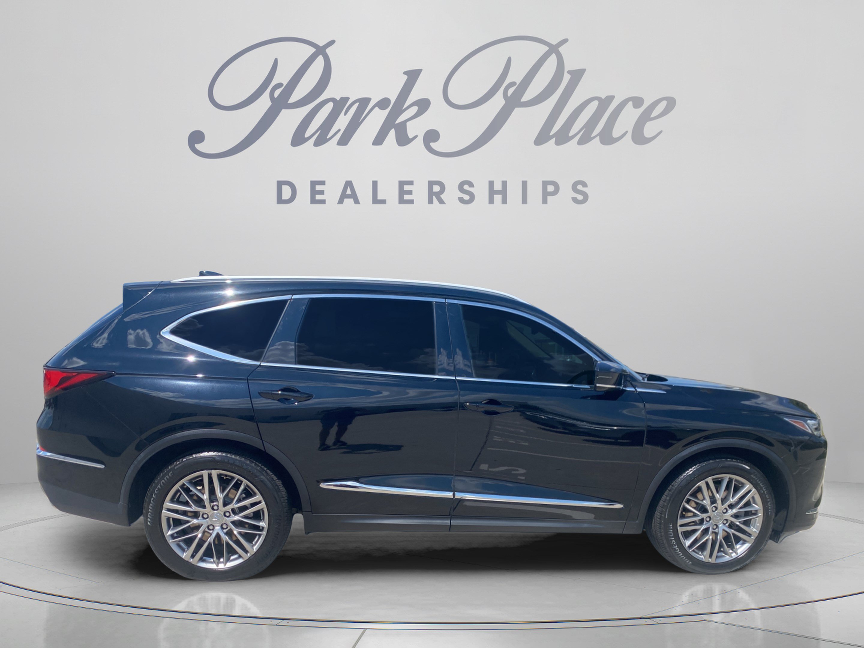 Certified 2023 Acura MDX w/ Advance Package AWD/4WD image 6