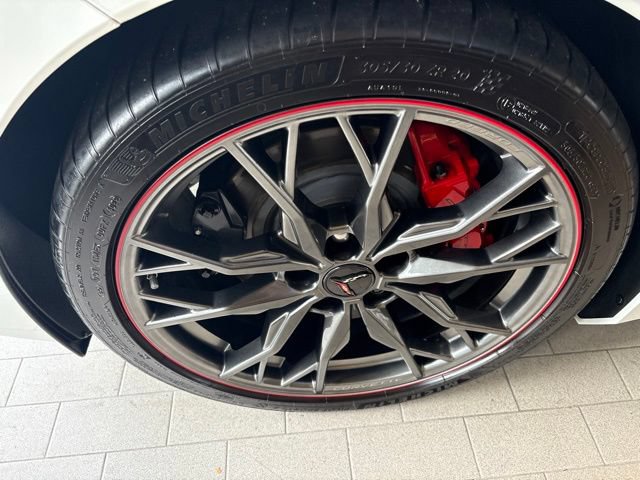 Used 2023 Chevrolet Corvette Stingray Premium Cpe w/ Z51 Performance Package RWD image 21