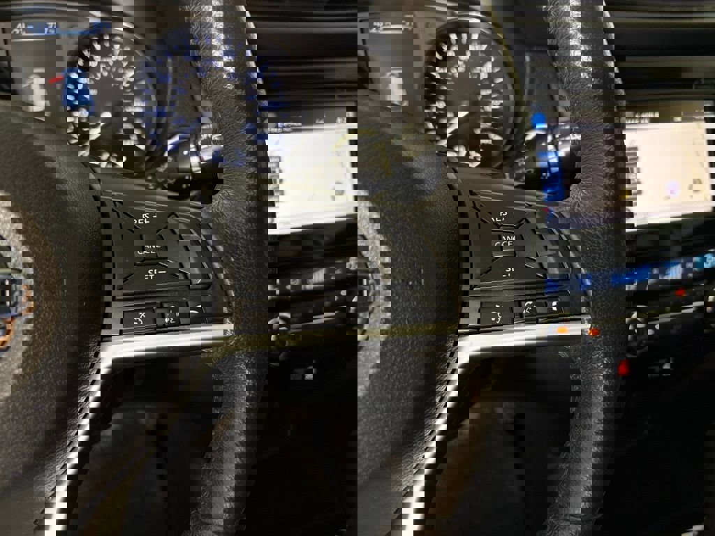 Used 2017 Nissan Rogue SL w/ SL Premium Package image 22