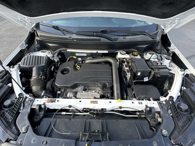 Used 2023 GMC Terrain AT4 image 30